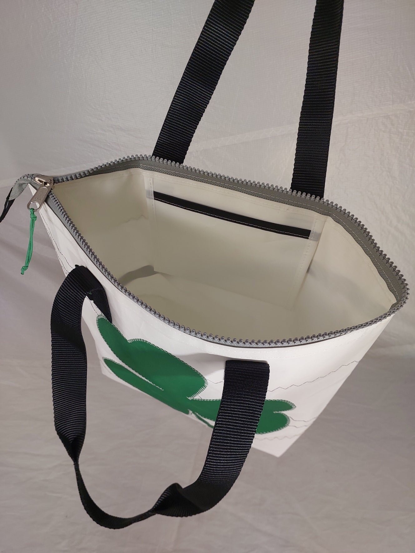 Shamrock Zip Tote 896