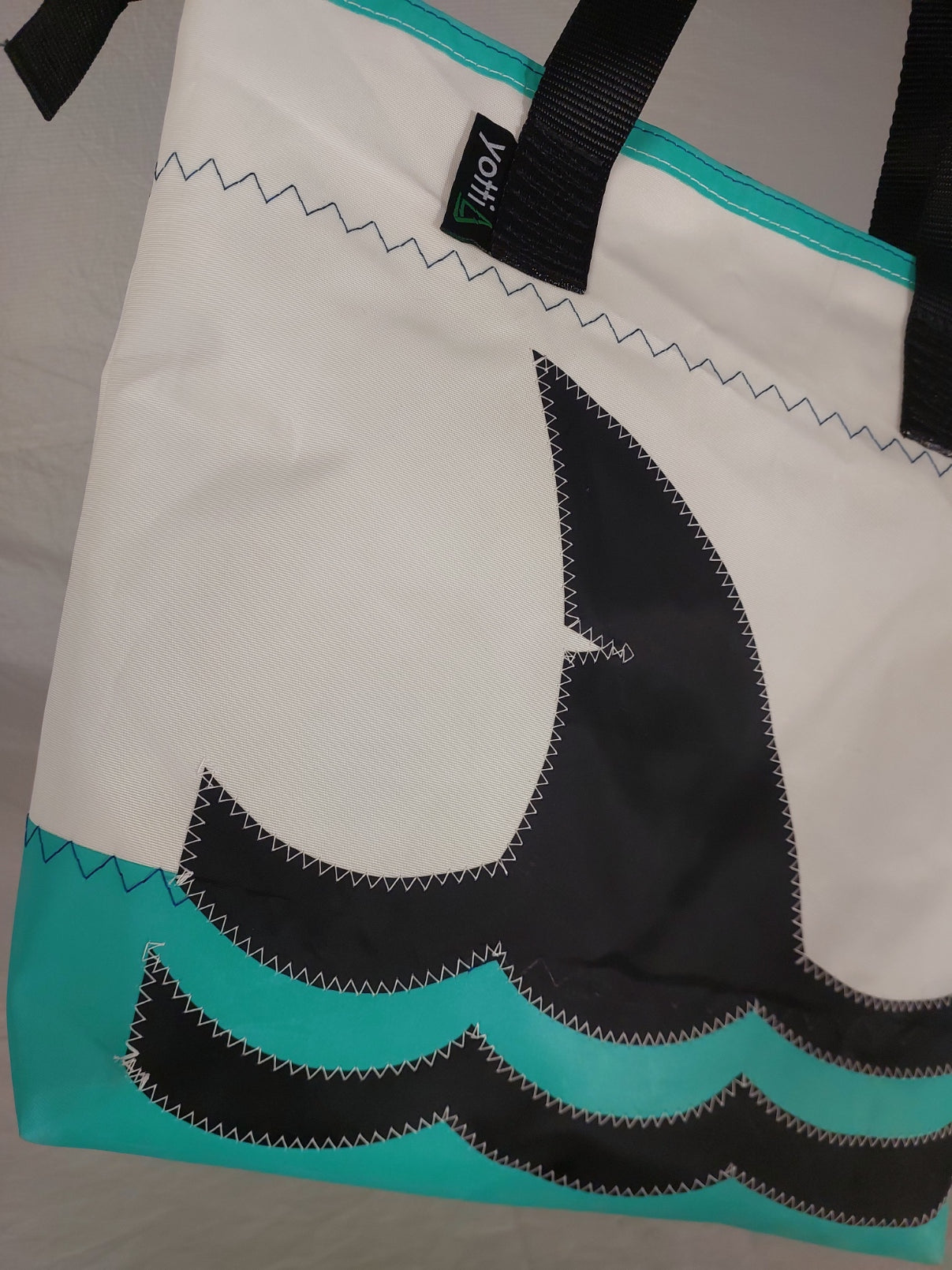 Shark Zip Tote 900