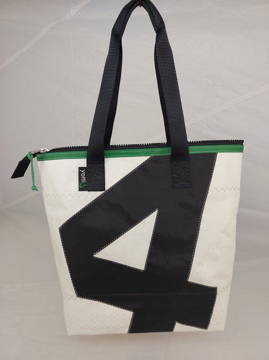 #4 Zip Tote 750
