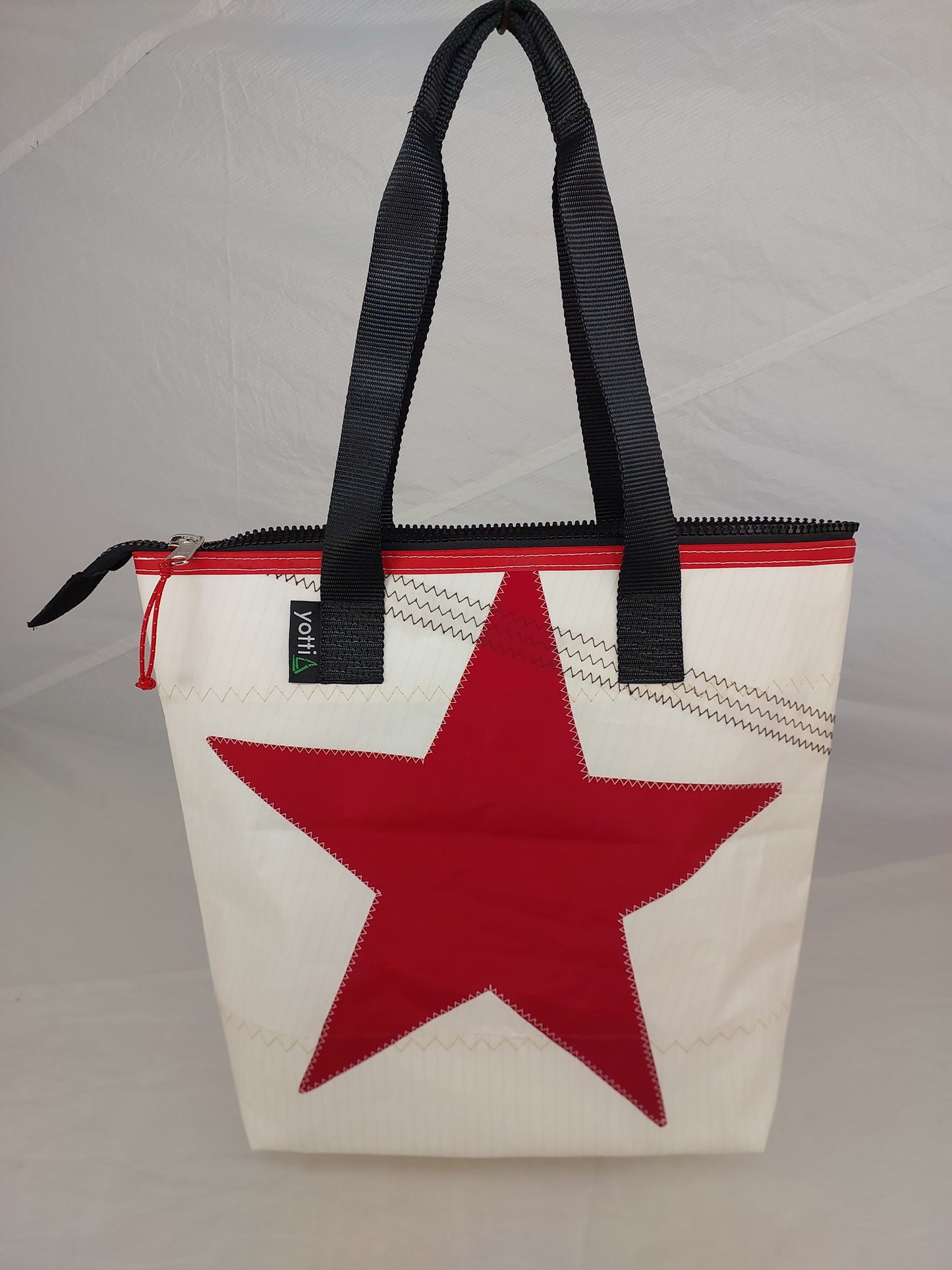Red Star Zip Tote 766