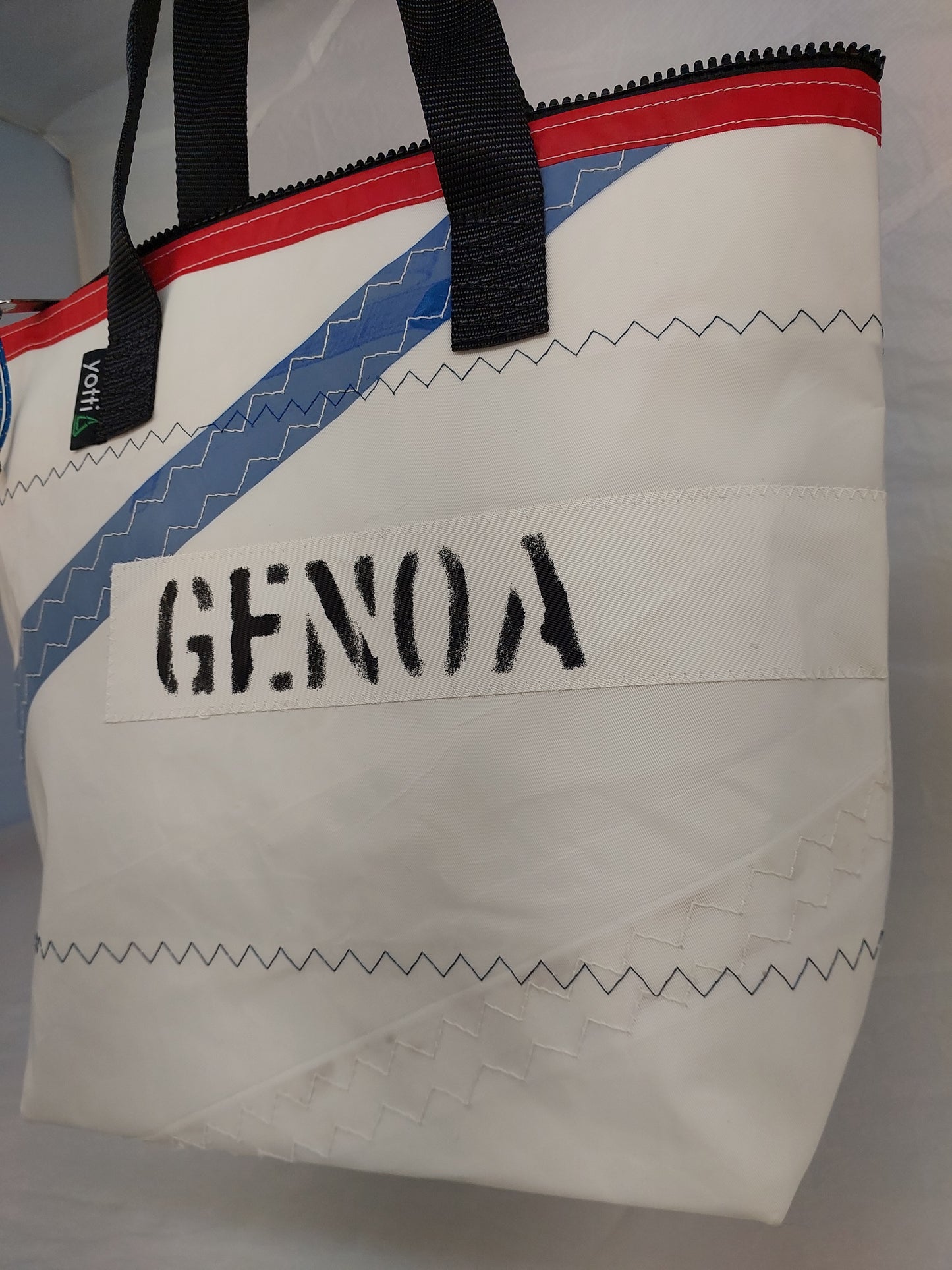 Genoa Zip Tote 770