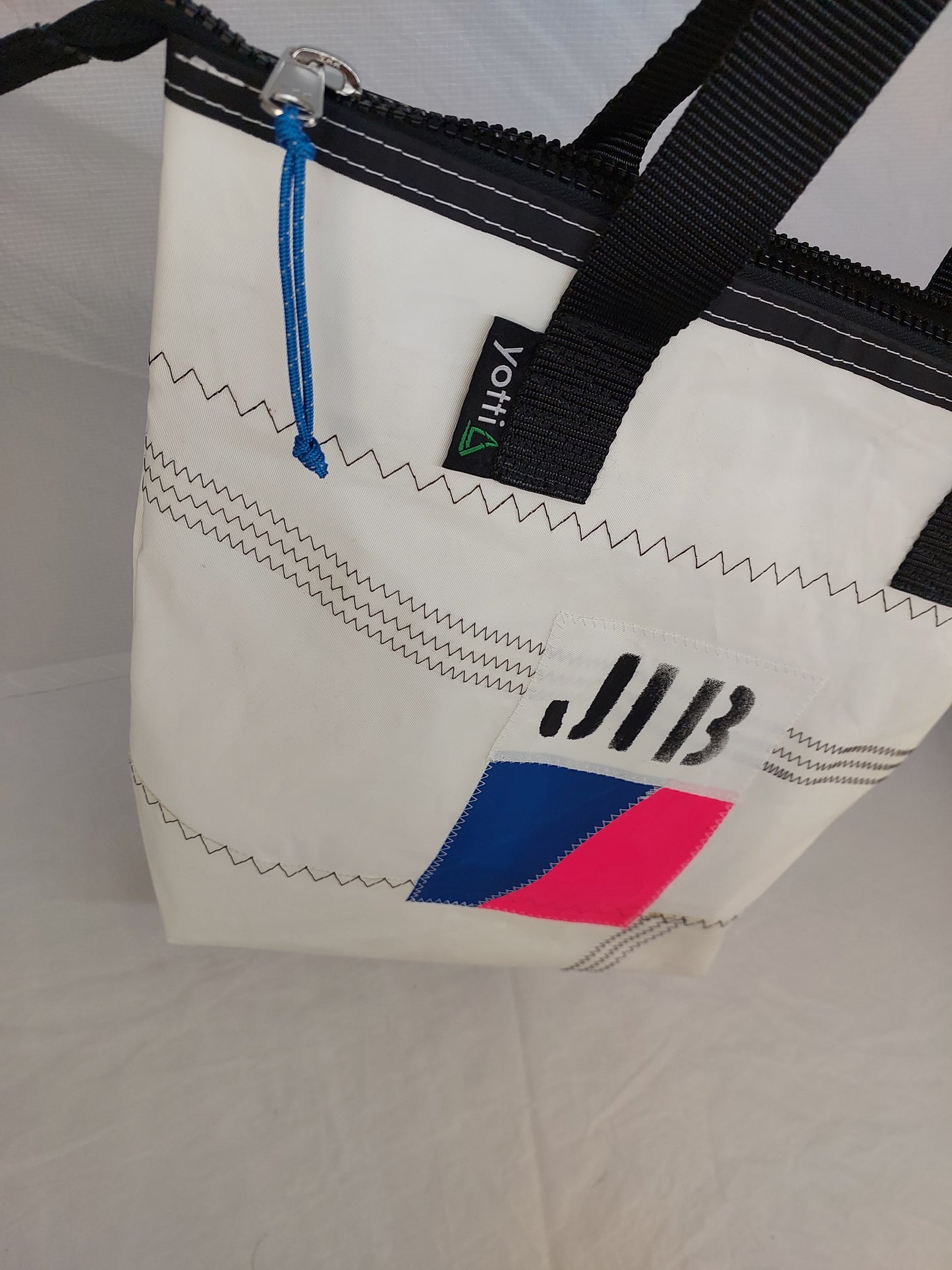 Jib Zip Tote 787