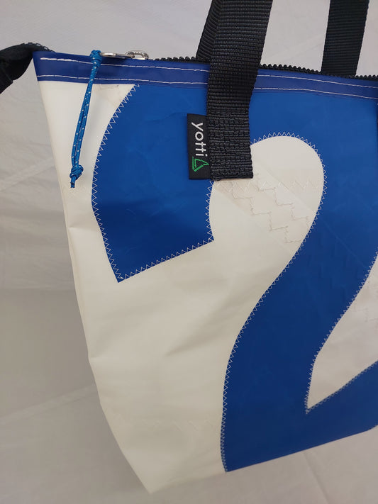 #2 Zip Tote 797