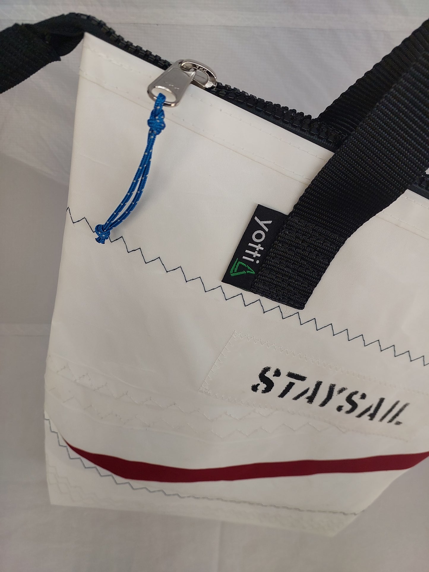 Staysail Zip Tote 802