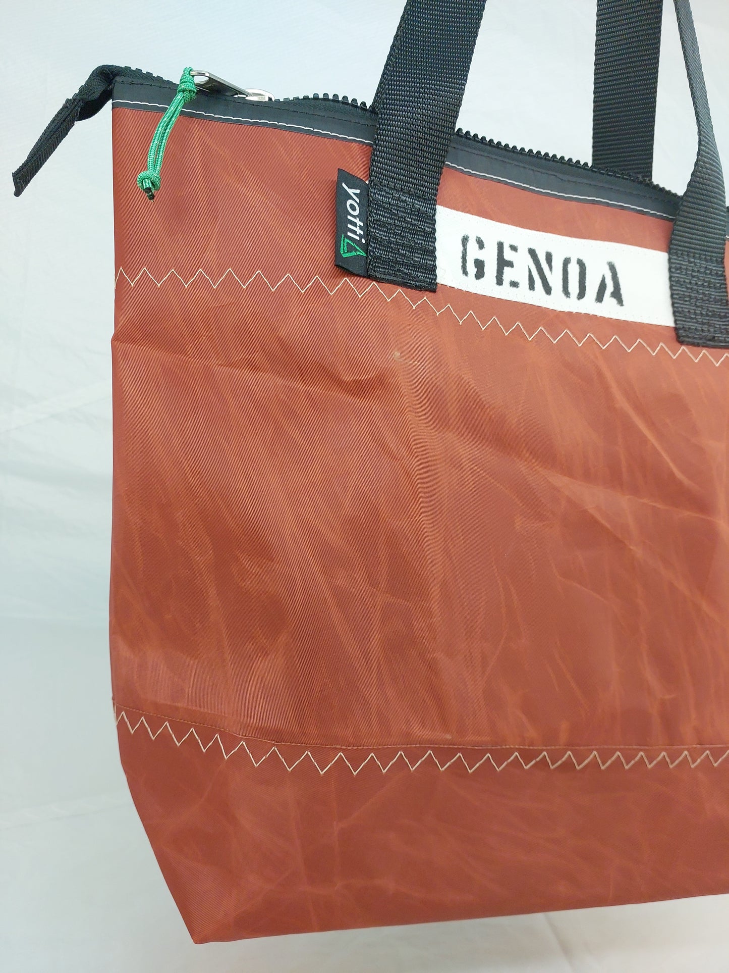 Genoa Zip Tote 808