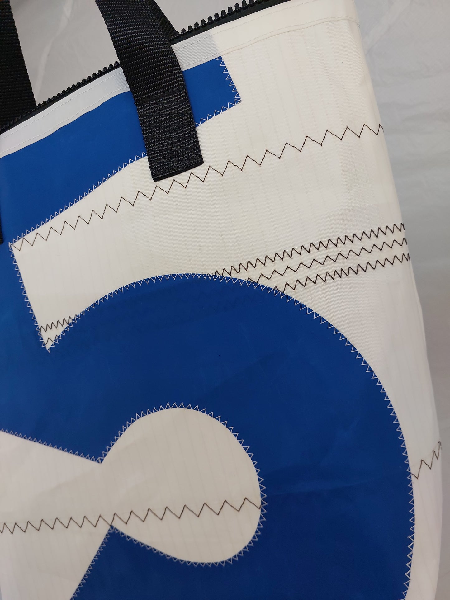#5 Zip Tote 852