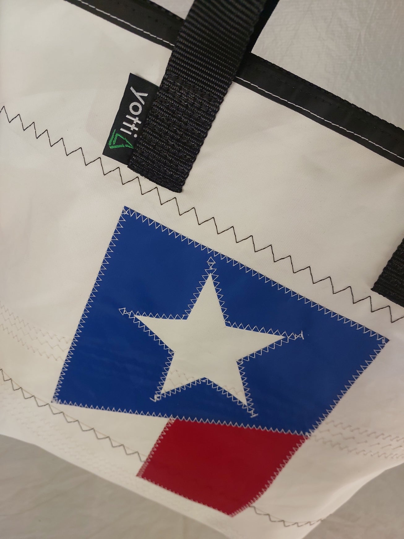 Texas Zip Tote 888