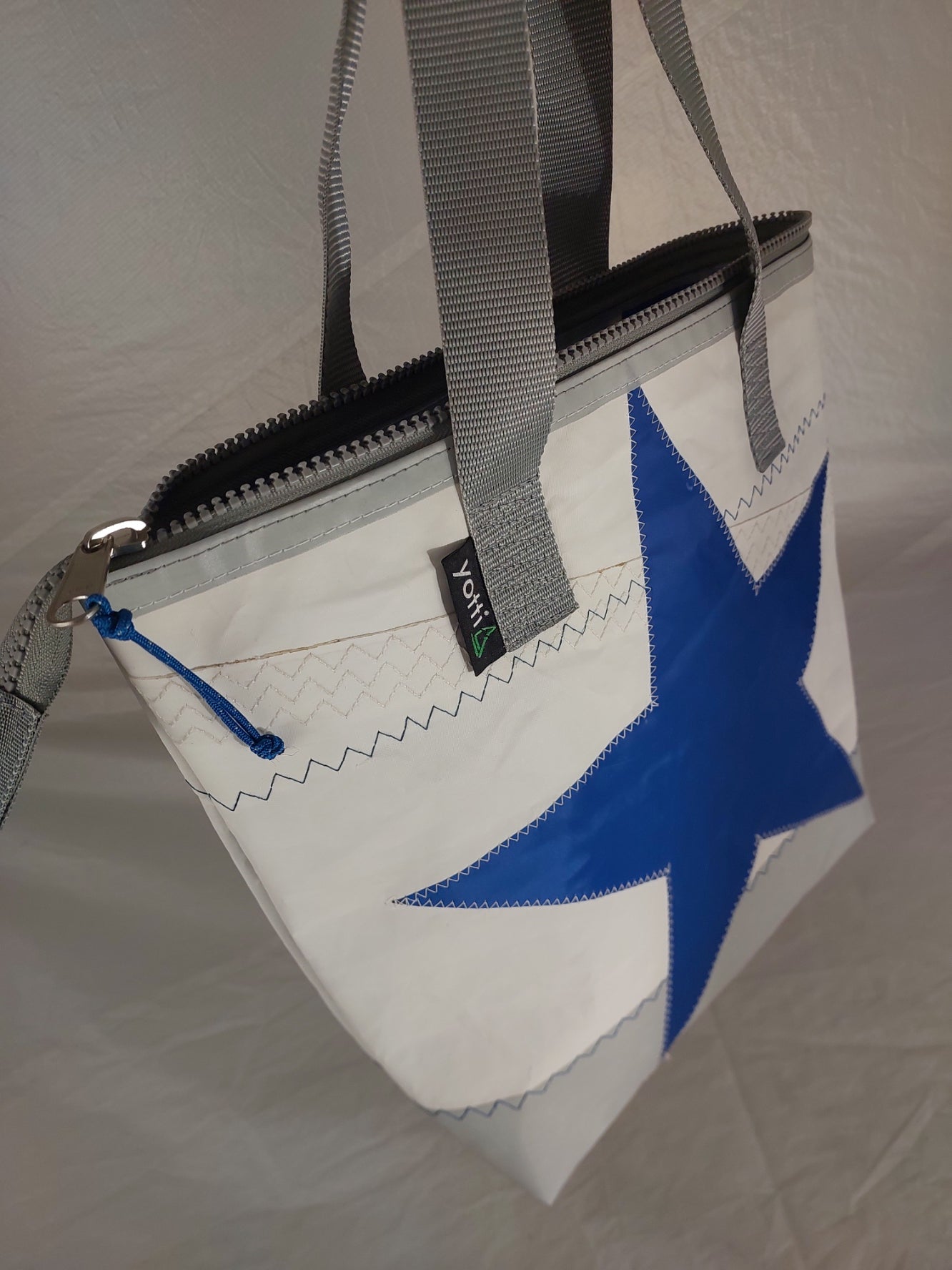 Star Zip Tote 893