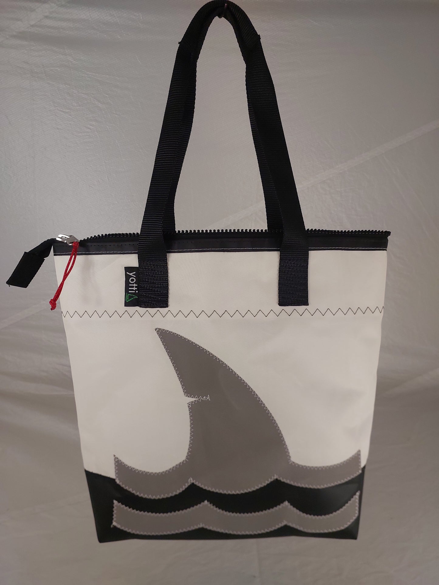Shark Zip Tote 940