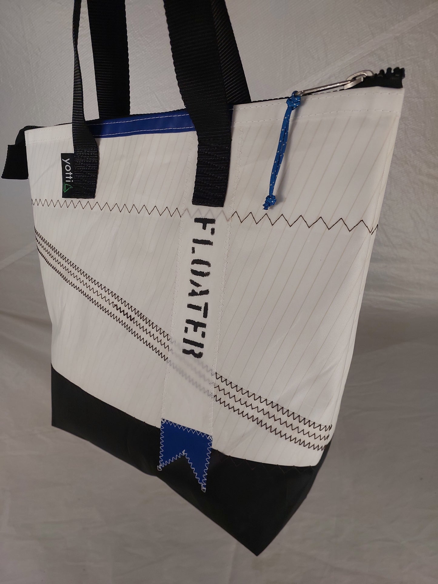 Alpha Floater Zip Tote 946
