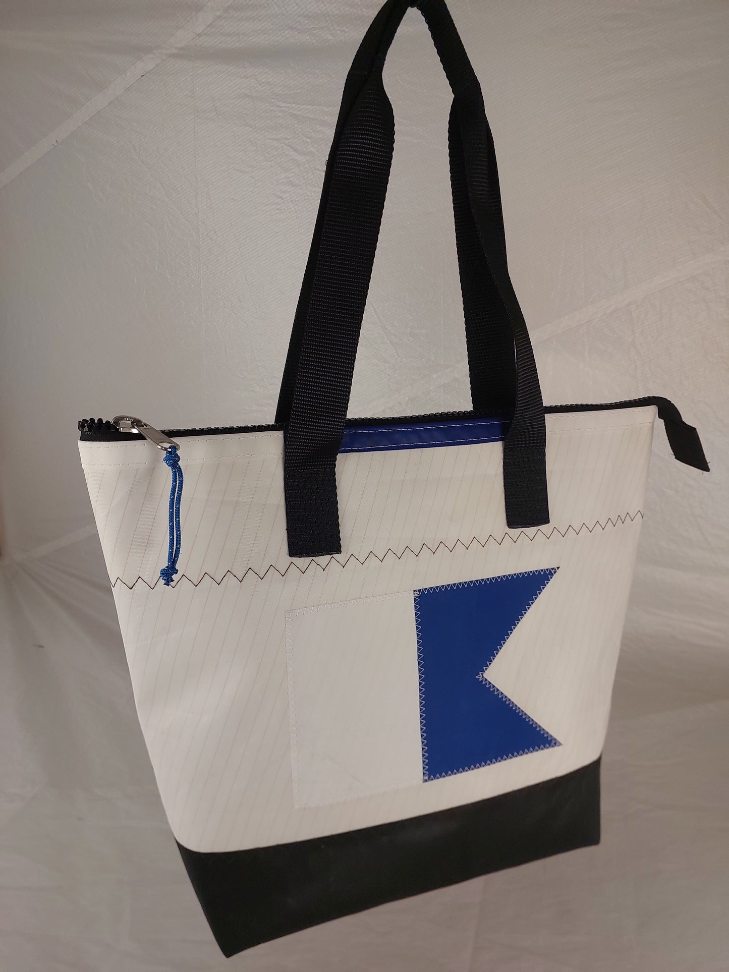 Alpha Floater Zip Tote 946