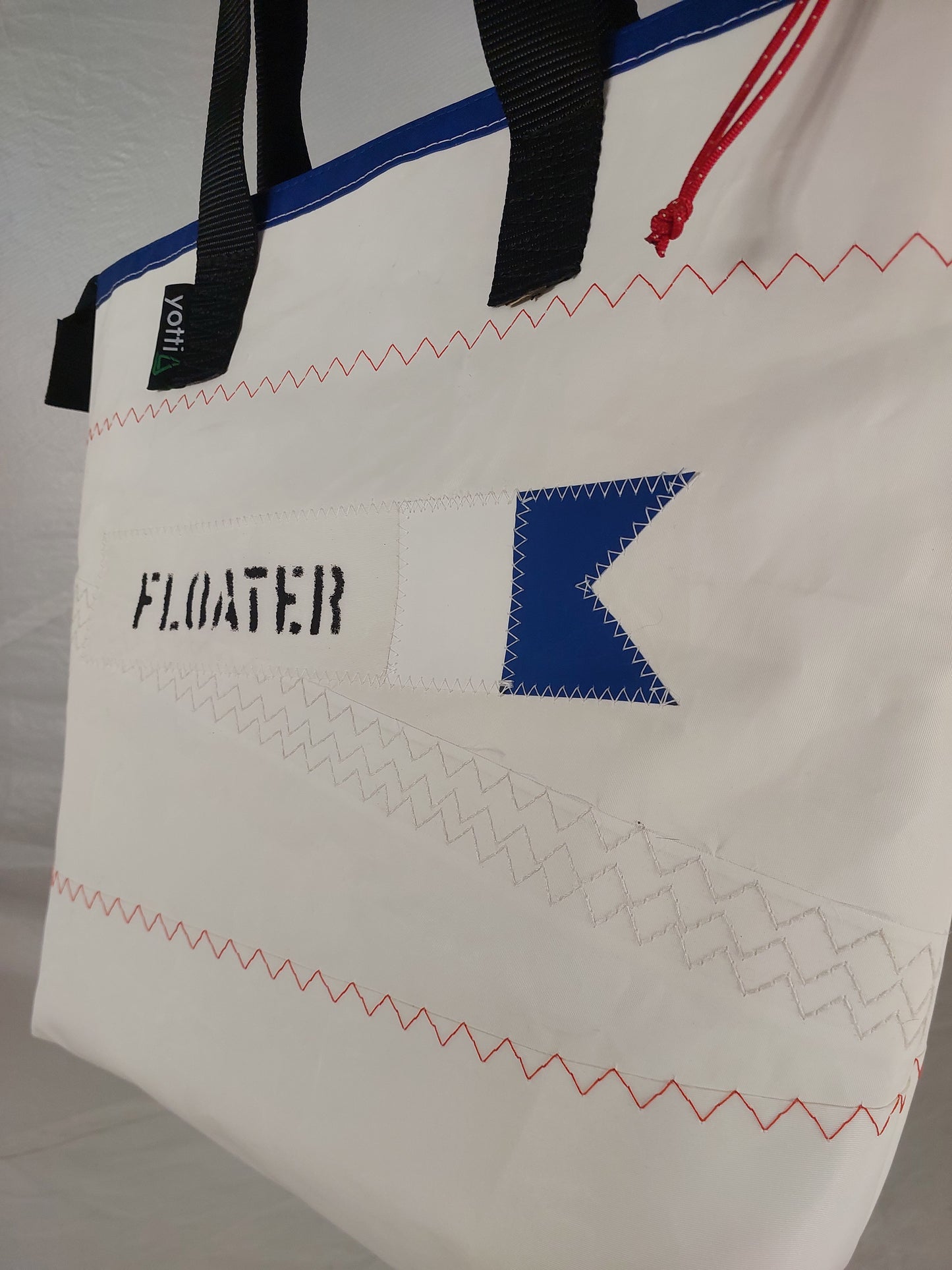 Alpha Floater Zip Tote 947
