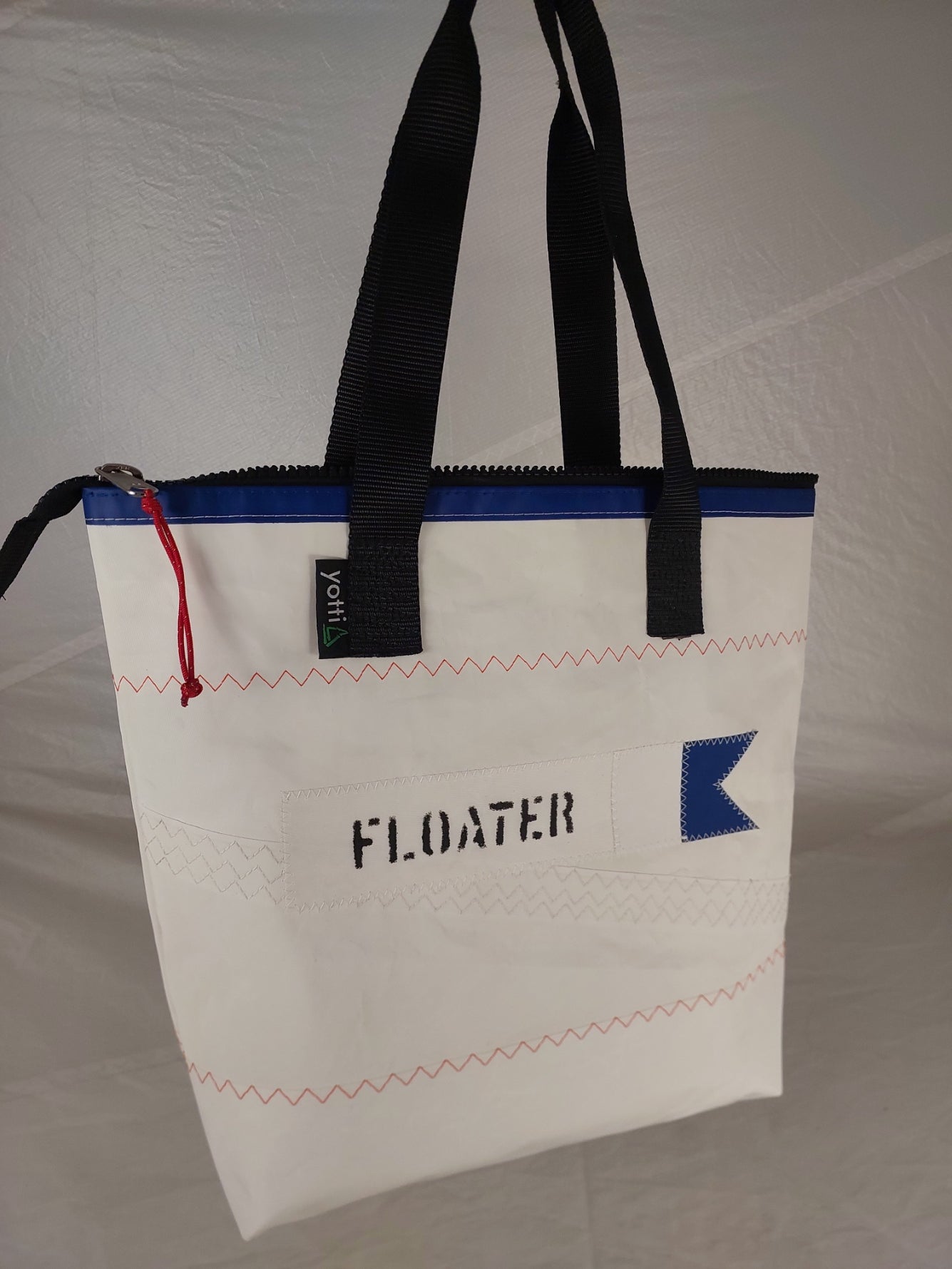 Alpha Floater Zip Tote 947